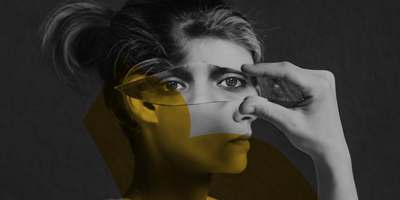 Das Bild zeigt ein menschliches Gesicht, das wie eine Collage aus unterschiedlichen Teilen zusammengesetzt ist