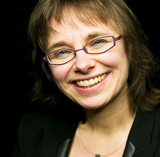 Portraitfoto Prof. Dr. Nicole Burzan